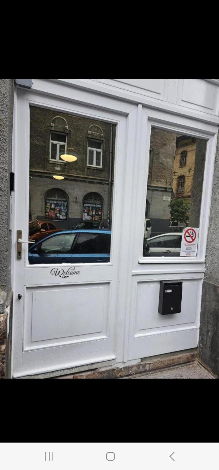 7Dab 6 Contactless Self Check-In Lägenhet Budapest Rum bild